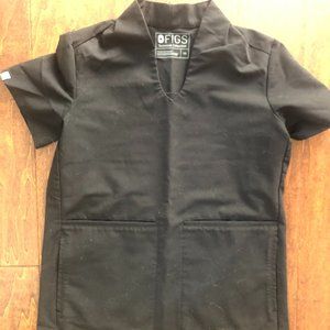 Figs 4 pocket scrub top